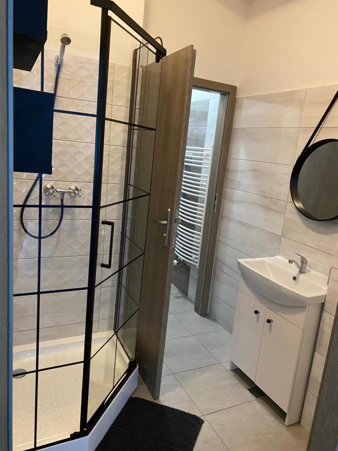 Apartamenty Pod Wierzbami Dwikozy Exteriör bild